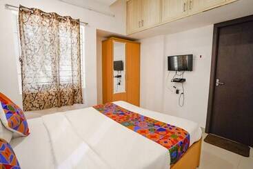 Fabhotel Krystal