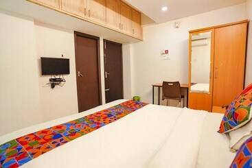 Fabhotel Krystal