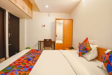 Fabhotel Krystal
