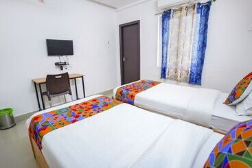 Fabhotel Krystal