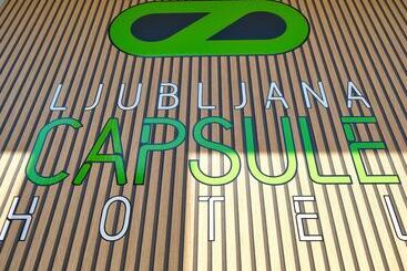 هتل کپسول Ljubljana Capsule Hostel