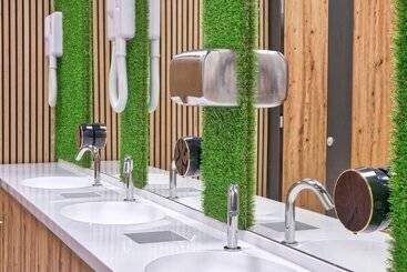 هتل کپسول Ljubljana Capsule Hostel
