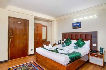 هتل Muscatel Bhumsang 200 Mts From Mall Road