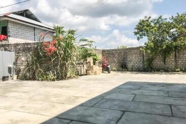 هتل Reddoorz @ Jalan Gelanggang Remaja Waena Jayapura