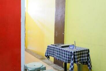 هتل Spot On 91512 Siantan Anambas Syariah