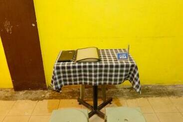 هتل Spot On 91512 Siantan Anambas Syariah