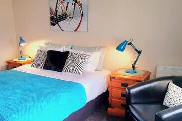 汽车旅馆  Travel Stay City Hostel