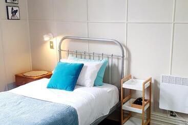 모텔 Travel Stay City Hostel