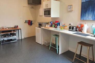 汽车旅馆  Travel Stay City Hostel