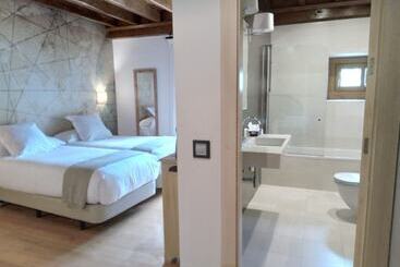 هتل Casona De La Pinta