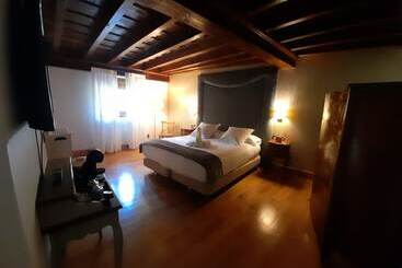 هتل Casona De La Pinta