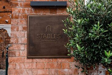 هتل Stables Ashbourne