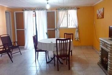 پانسیون Brisas De San Javier