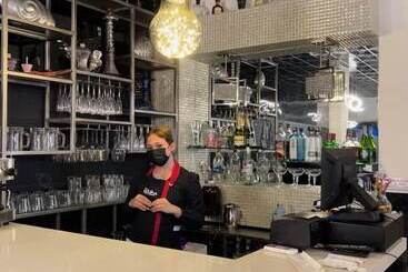 Basha Hotel & Restaurant