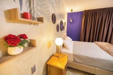 Basha Hotel & Restaurant