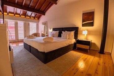 تختخواب و صبحانه Quinta Da Corredoura, Hotel Rural