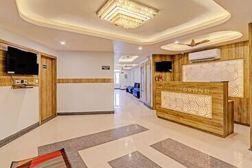 هتل Heera Grand