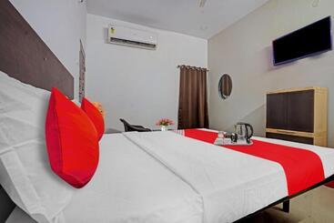 هتل O Sai Krishna Residency