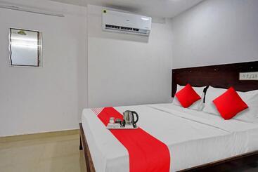هتل O Sai Krishna Residency
