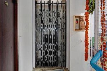 هتل O Sai Krishna Residency