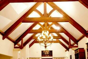 هتل The Manor At Ngorongoro