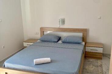 پانسیون Apartmani Orlović Bar