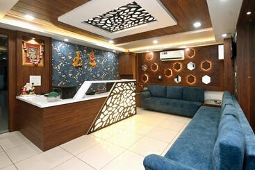 هتل Hallmark By Thc Group