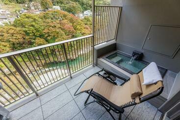 هتل Minakami Onsen Aratashi Minakami