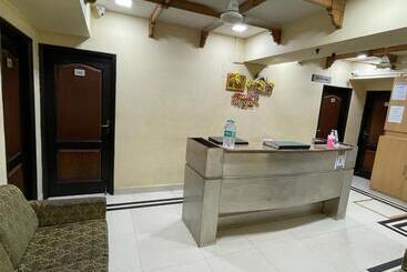 Nakshatree Hotels, Maruthi Residency  Mogappair
