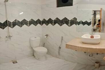 پانسیون Grand Hayat Guest House
