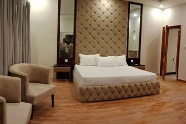 پانسیون Grand Hayat Guest House