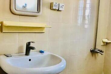 پانسیون Grand Hayat Guest House