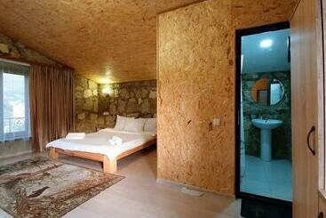 تختخواب و صبحانه Guest House Ijevan S Garden