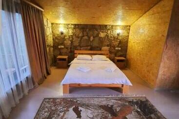 مبيت وإفطار Guest House Ijevan S Garden