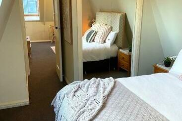 Kingsdown Manor B&b Timaru
