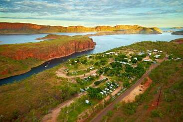 Discovery Resorts   Lake Argyle