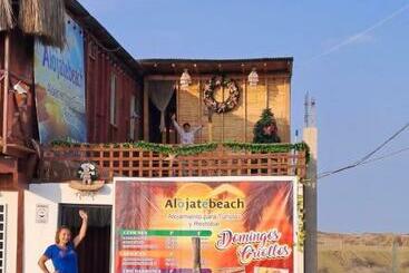 هتل Alojate Beach
