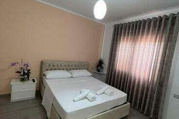 펜션 Fiori Rooms