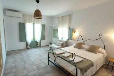 پانسیون Hostal Residencia Alma