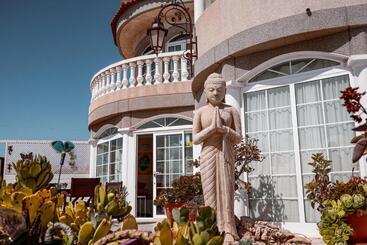 Bhh Naturist Resort With 4 Independent Apartments