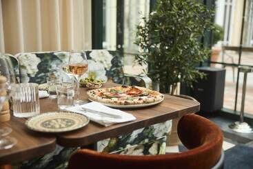 Ad Astra By Elite   Hotel, Spa & Resort