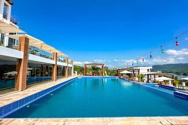 هتل Bridgeview Resort