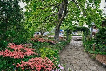 Leura Gardens Resort - ルーラ