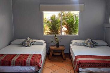 هتل Portoazul Casa De Playa