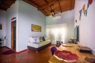 هتل Portoazul Casa De Playa