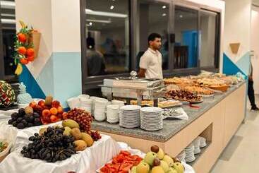 استراحتگاه Matarma Beach Residence