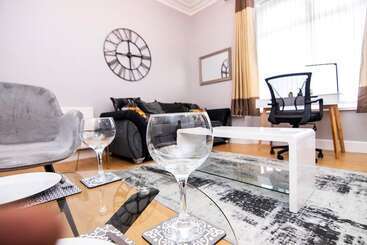 1br Summit Holburn   Cosy Flat With Ultrafast Wifi