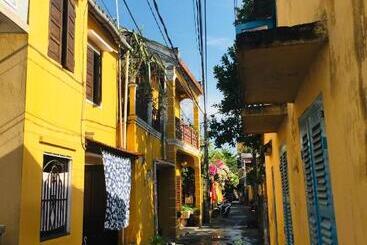 هتل The Imperfect Downtown Hoi An
