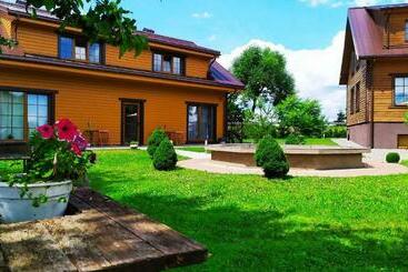 هتل Trakaitis Apartments & Holiday Homes