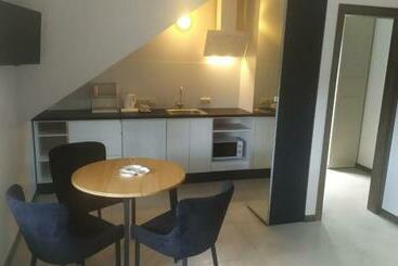 هتل Trakaitis Apartments & Holiday Homes